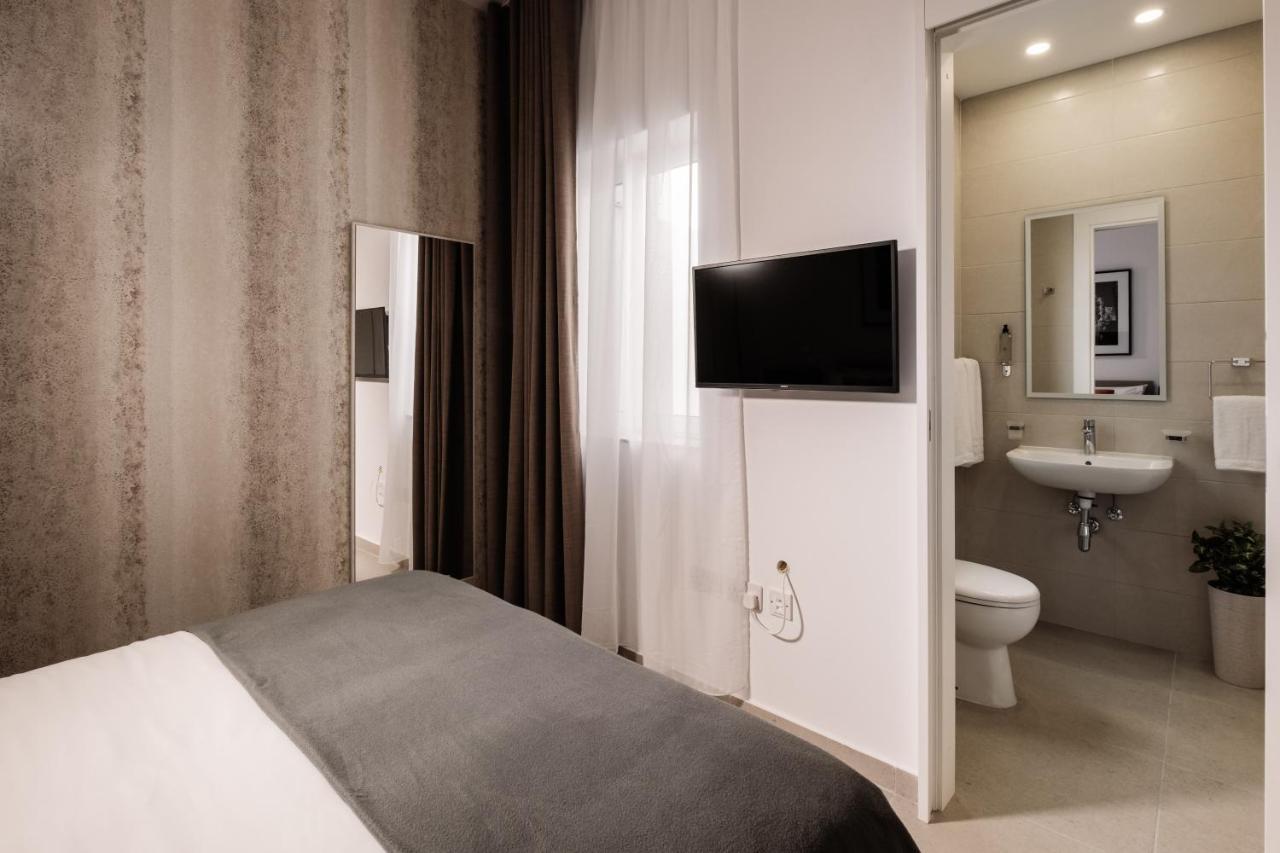 Hotel Urban Isle *
